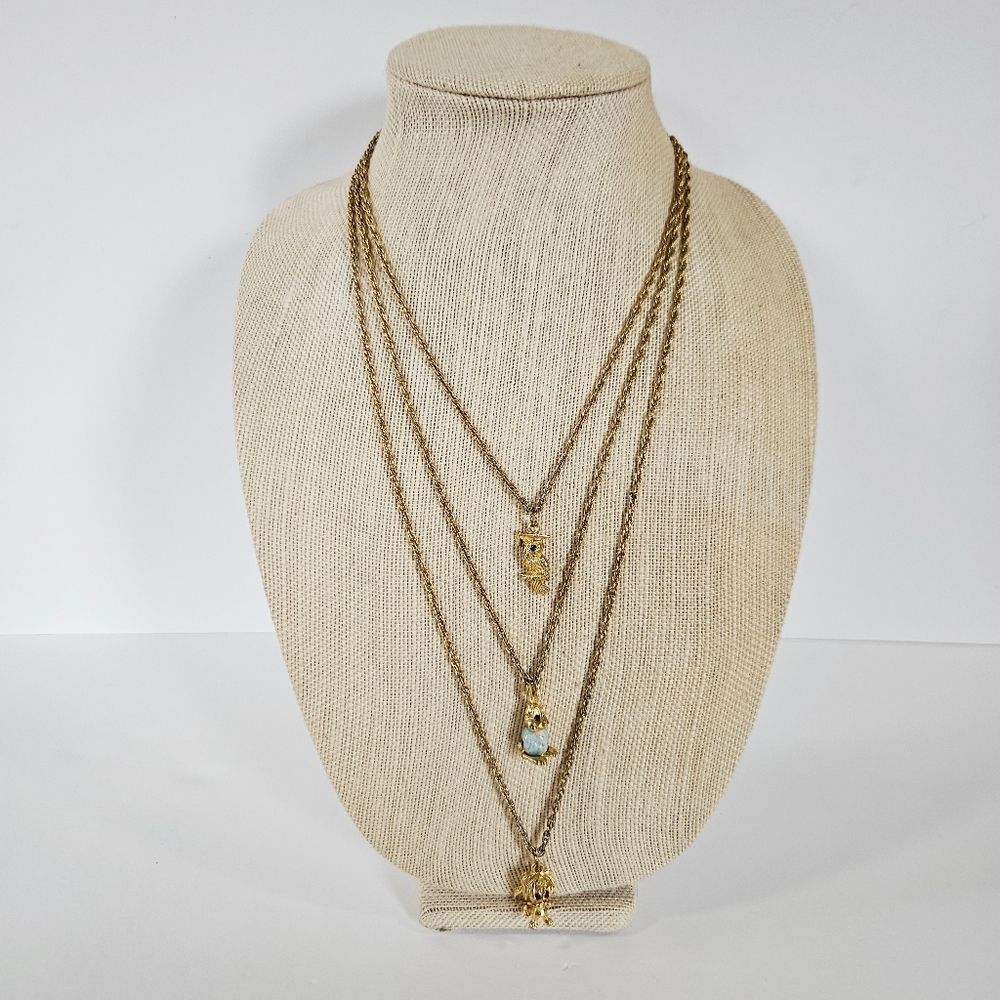 Vintage Goldette Triple Strand Gold Chain Animal Charm Pendant Sautoir Necklace